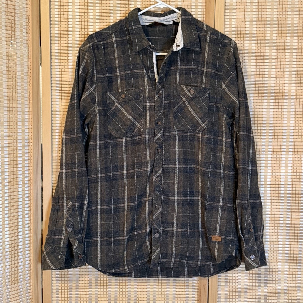 Outpost Makers Mens L Plaid Button Up Shirt  Flannel Outdoors Activewear Camping